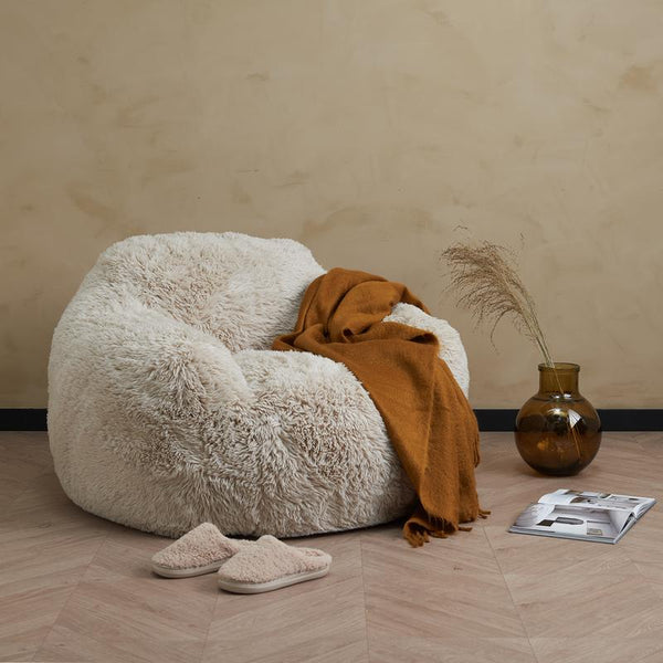 Fauteuil lounge en fausse fourrure